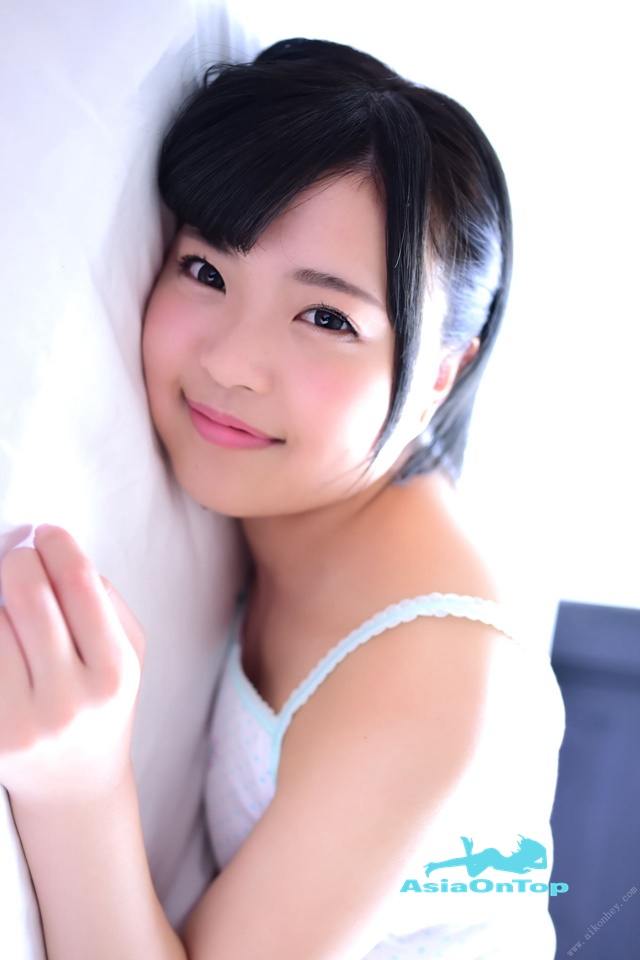Photobook 2021-12-10 Minami Natsuki And Manami Sasaki Sequence Number 004 A
