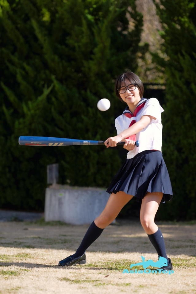 Photobook 2022-10-15 Yuna Nogi 乃木結夢 And Riru Asahina 朝比奈りる Girls
