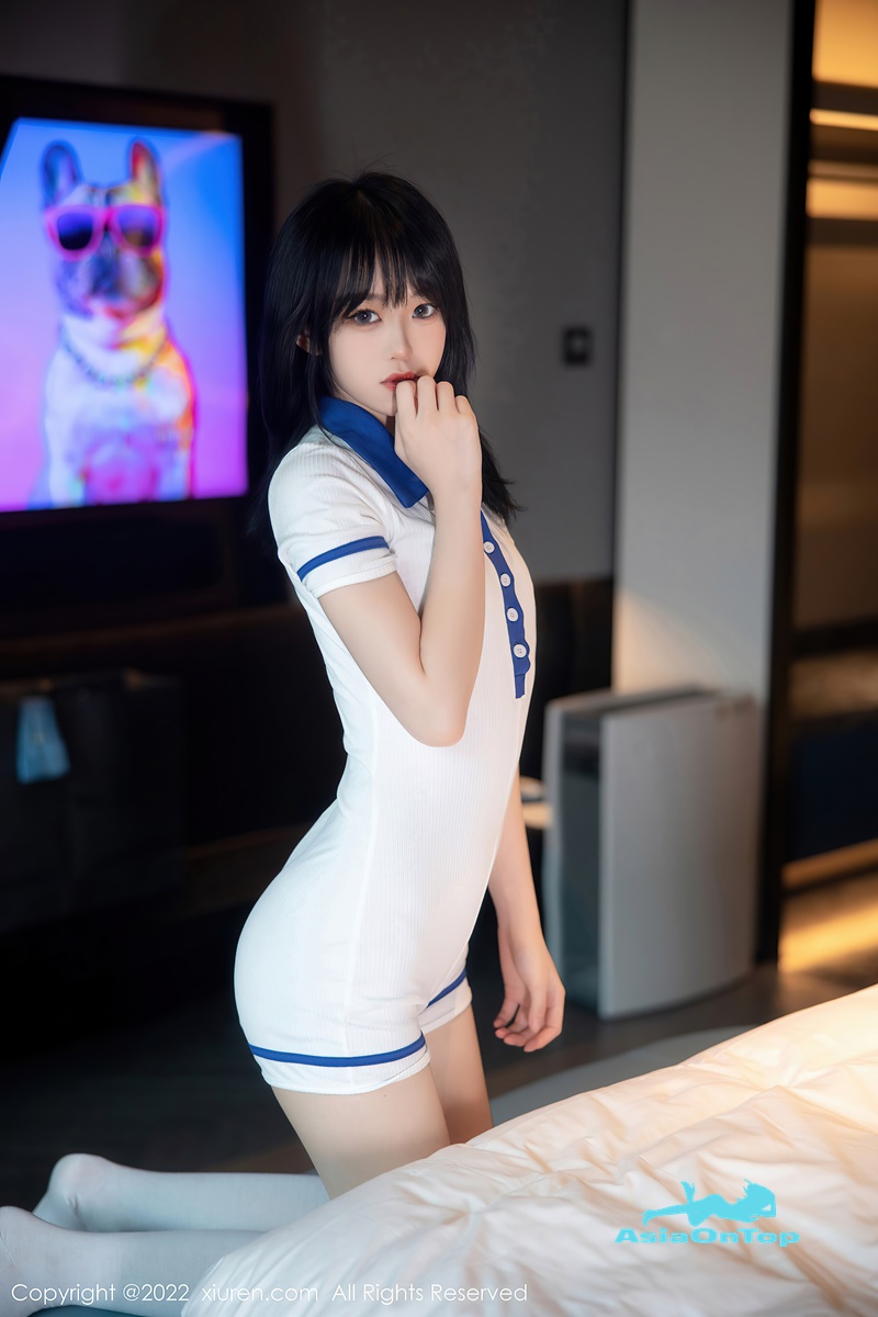XIUREN No 5291 – 奶瓶