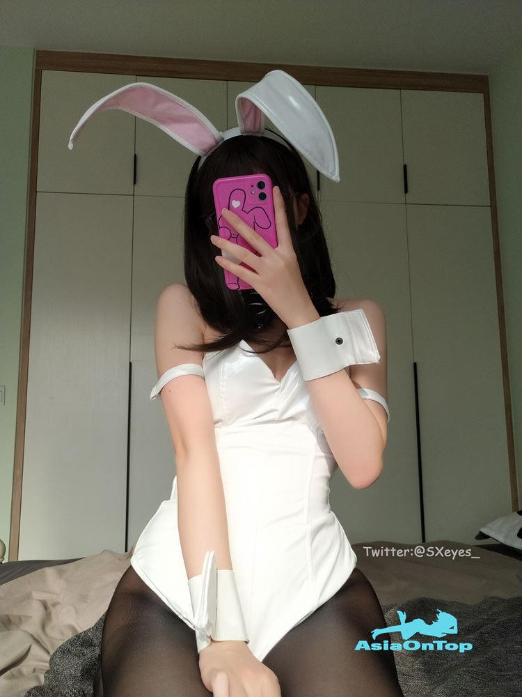 Coser@眼酱大魔王w Album #58: 黑丝兔女郎