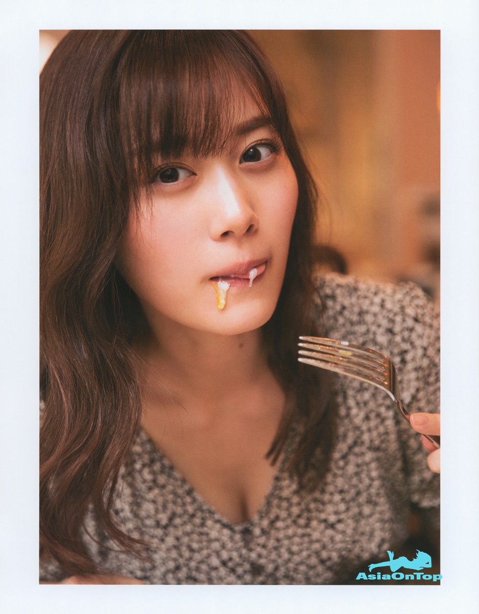 Photobook 乃木坂46 山下美月1st写真集 忘れられない人 B Mizuki Yamashita 1st Photobook Unforgettable Person