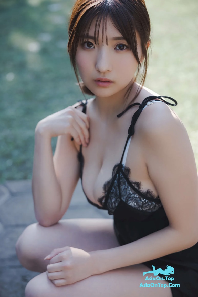 FRIDAYデジタル写真集 Yuki Mita 三田悠貴 – Overflowing
