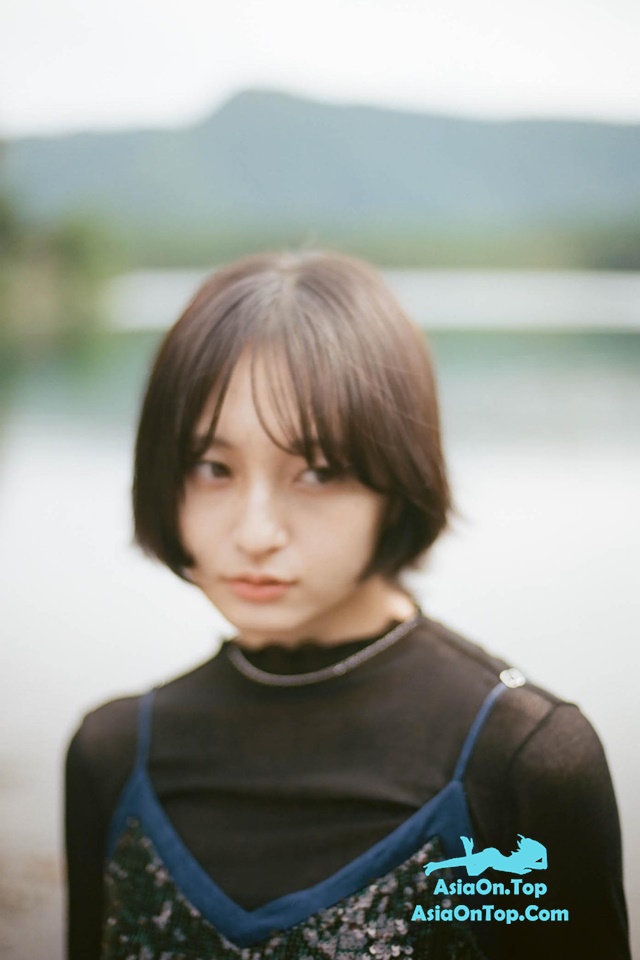 Photobook 2022.12.16 Minori Hagiwara 萩原みのり – Resonance