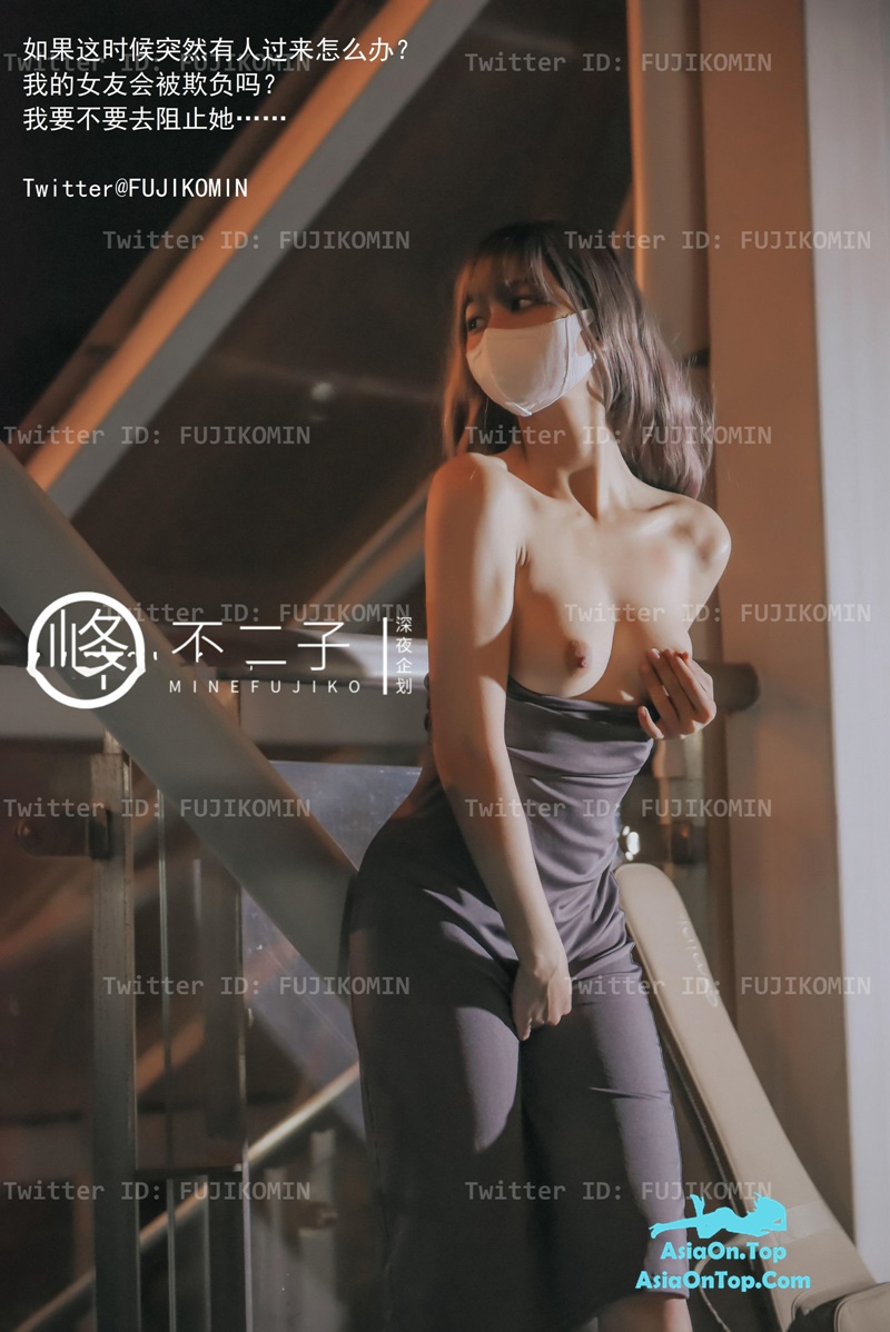 BODY PHOTOGRAPHY – Guitar sister Xiangyan outdoor exposure