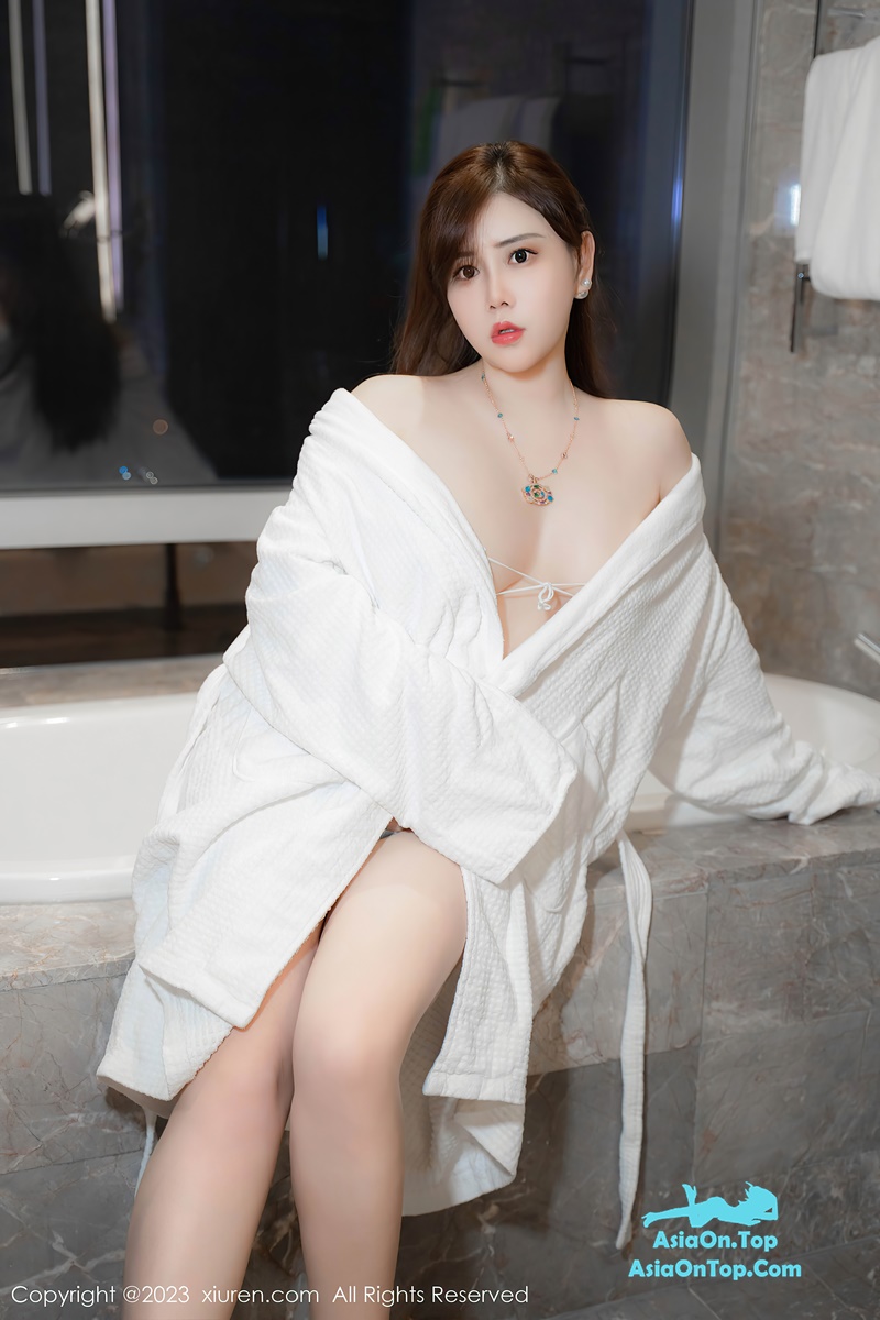 XIUREN No 7450 – Wang Wan You Queen (王婉悠Queen)