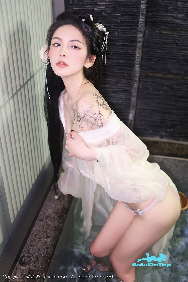 XIUREN No 6430 – Qiao Yi Yi (乔一一)