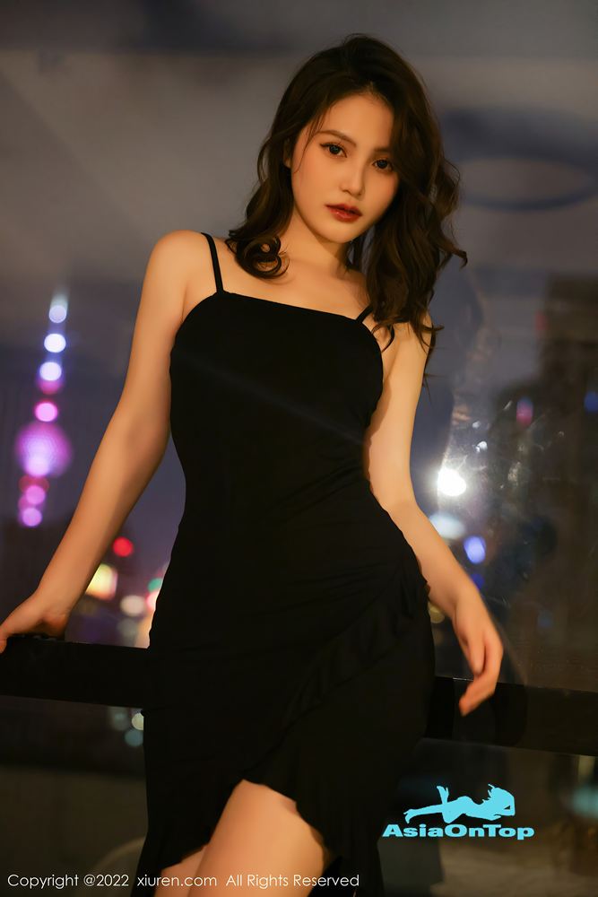 XIUREN No 4618 – 你的兔妹妹