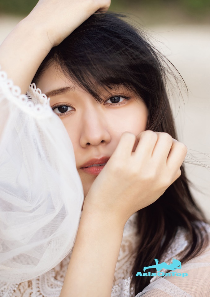 Photobook Gimme 神宮寺ナオ写真集 Jinguji Nao Photo Collection