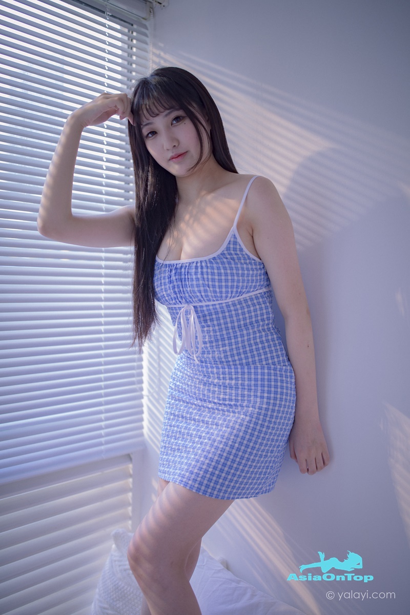 YaLaYi 雅拉伊 Vol 687 瓶儿