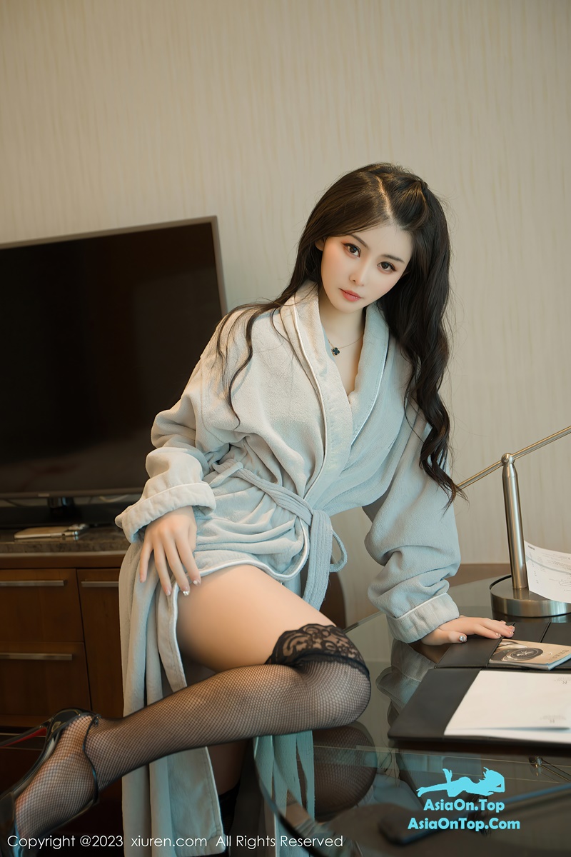 XIUREN No 7107 – Qi Xi Xiao Baby (柒喜小baby)