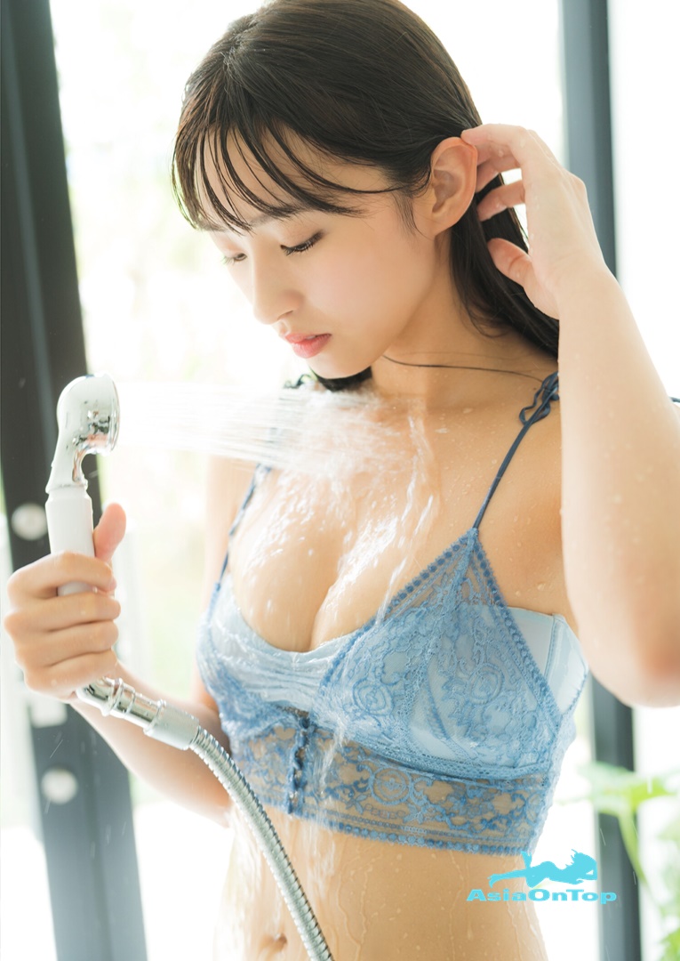 YJ Photobook 2022-11-17 Hinata Matsumoto 松本日向 The Dream Goes On
