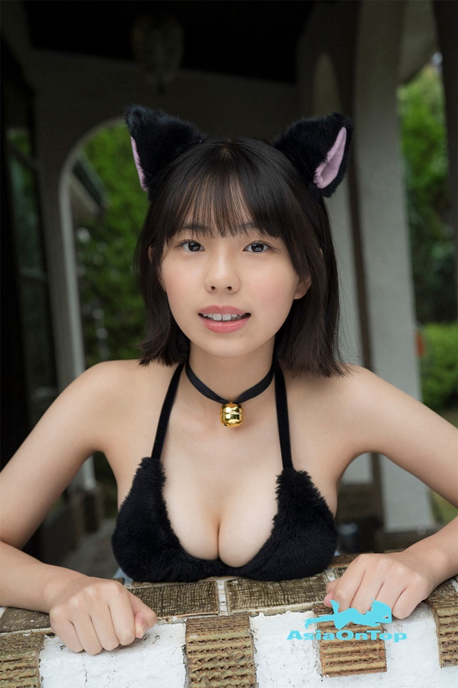 Young Photobook 2021-06-17 Hina Kikuchi 菊地姫奈  Cosplay Showdown 3 コスプレ対決３