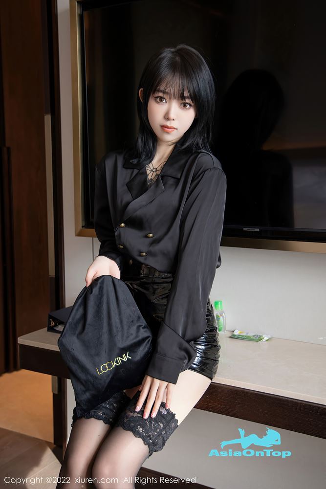 XIUREN No 4927 – 奶瓶