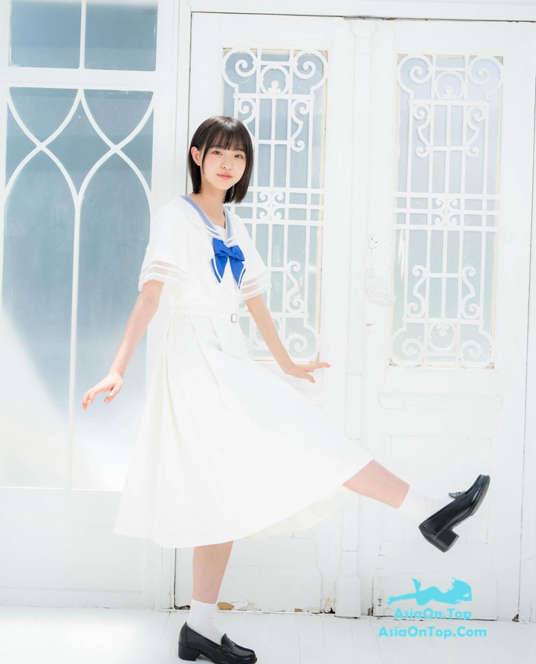 Photobook 2023.01.10 Azusa Wada 和田あずさ – Transparent Blue