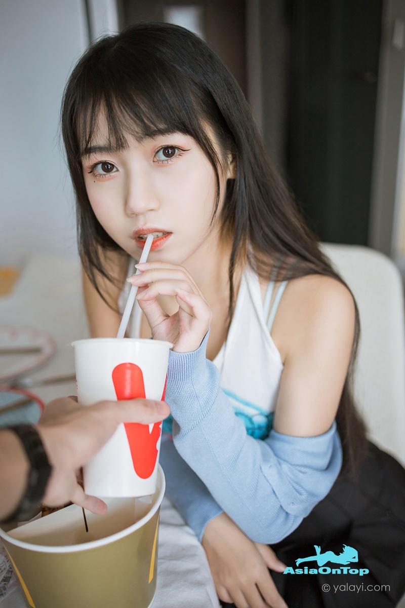 YaLaYi 雅拉伊 Vol 898 – 弈思