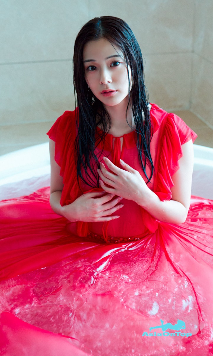 Photobook NUDE NEXT Vol.03 吉高寧々 週プレ PHOTO BOOK