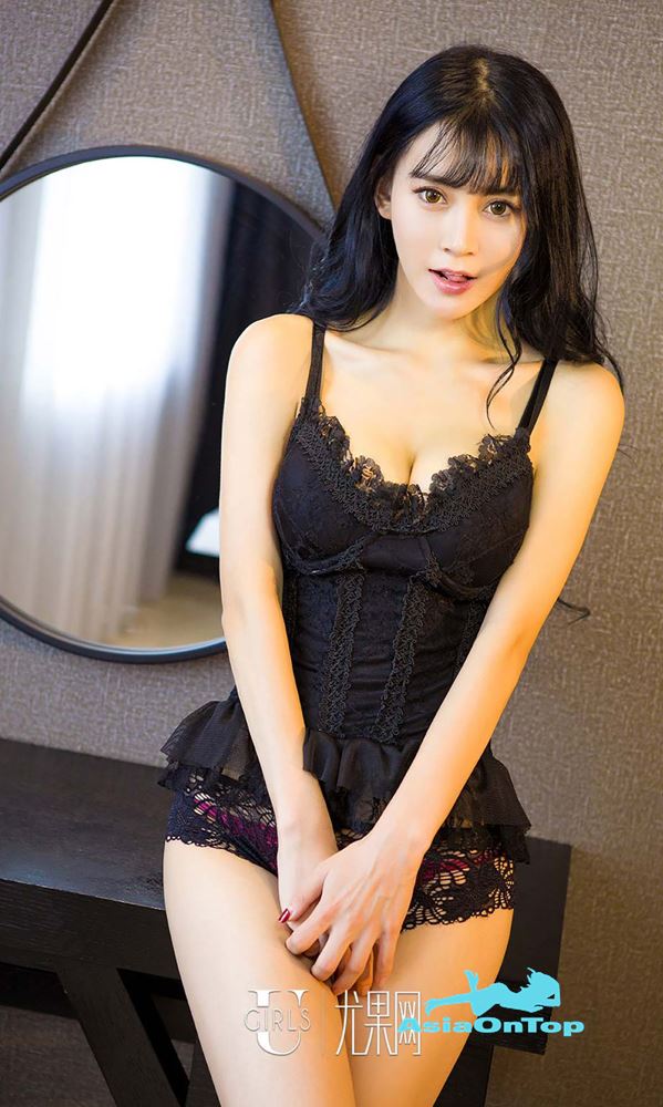 UGirls App No 521 – Xin Ya Mikiyo (芯娅mikiyo)