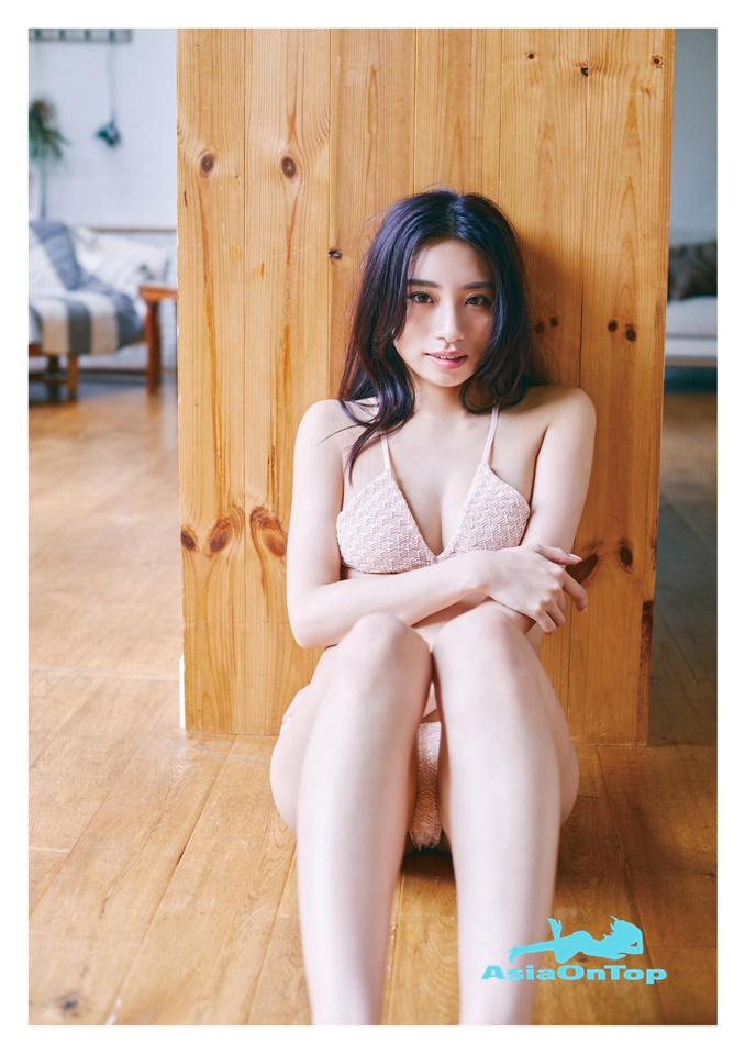Emokawa Digital Photobook 2022-10-28 Mirei Kamiyama 神山みれい Sweet Heart