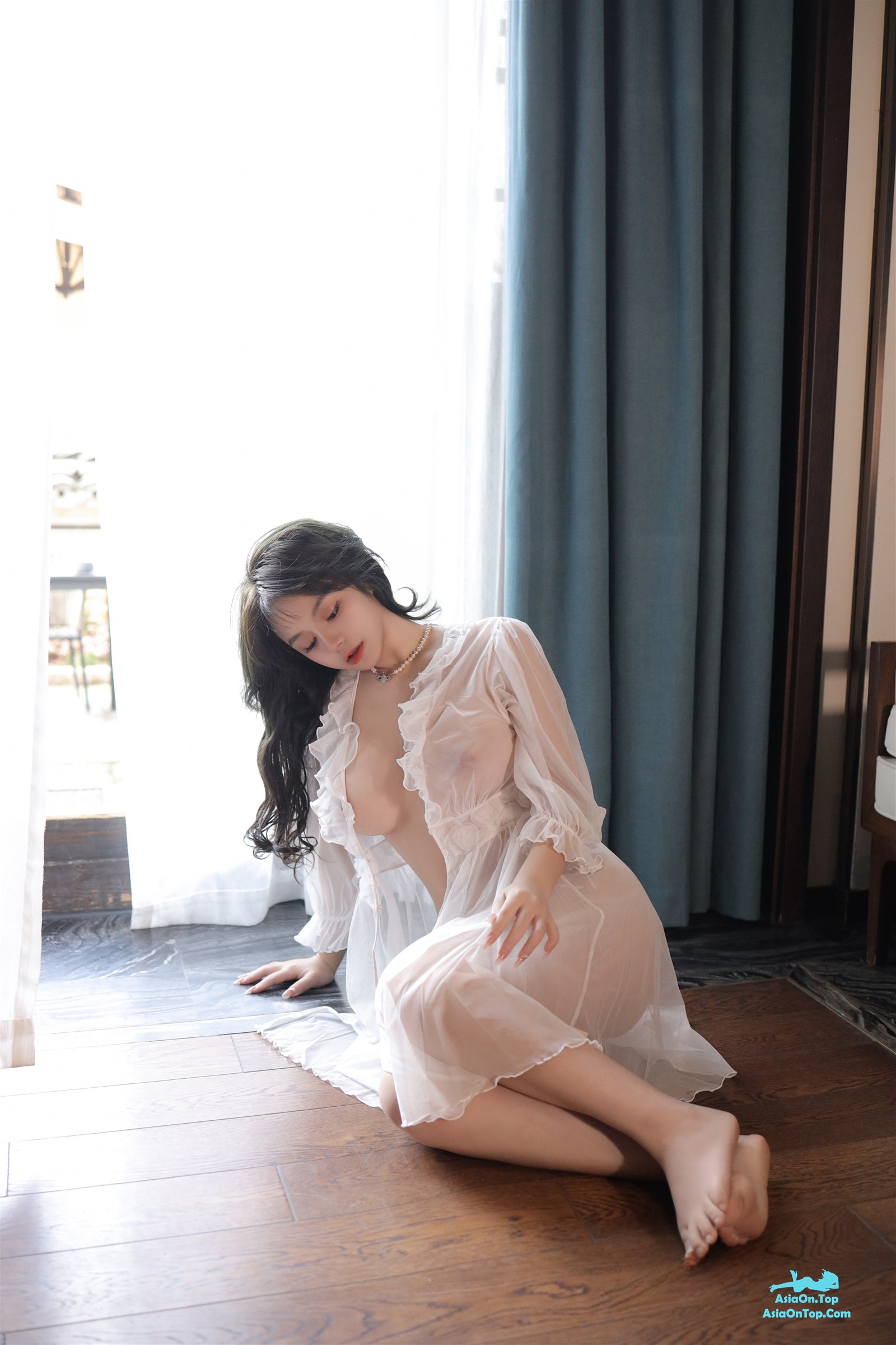 XR Uncensored Shen Si Yi 沈思怡 – 性感薄纱