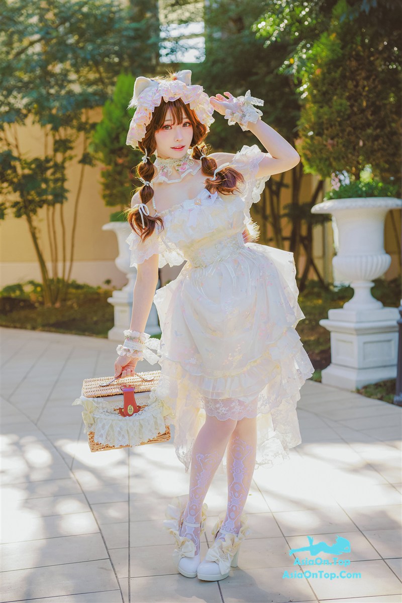 Coser@Ely_eee (ElyEE子) – Red panda & Apple 小熊貓蘋果香