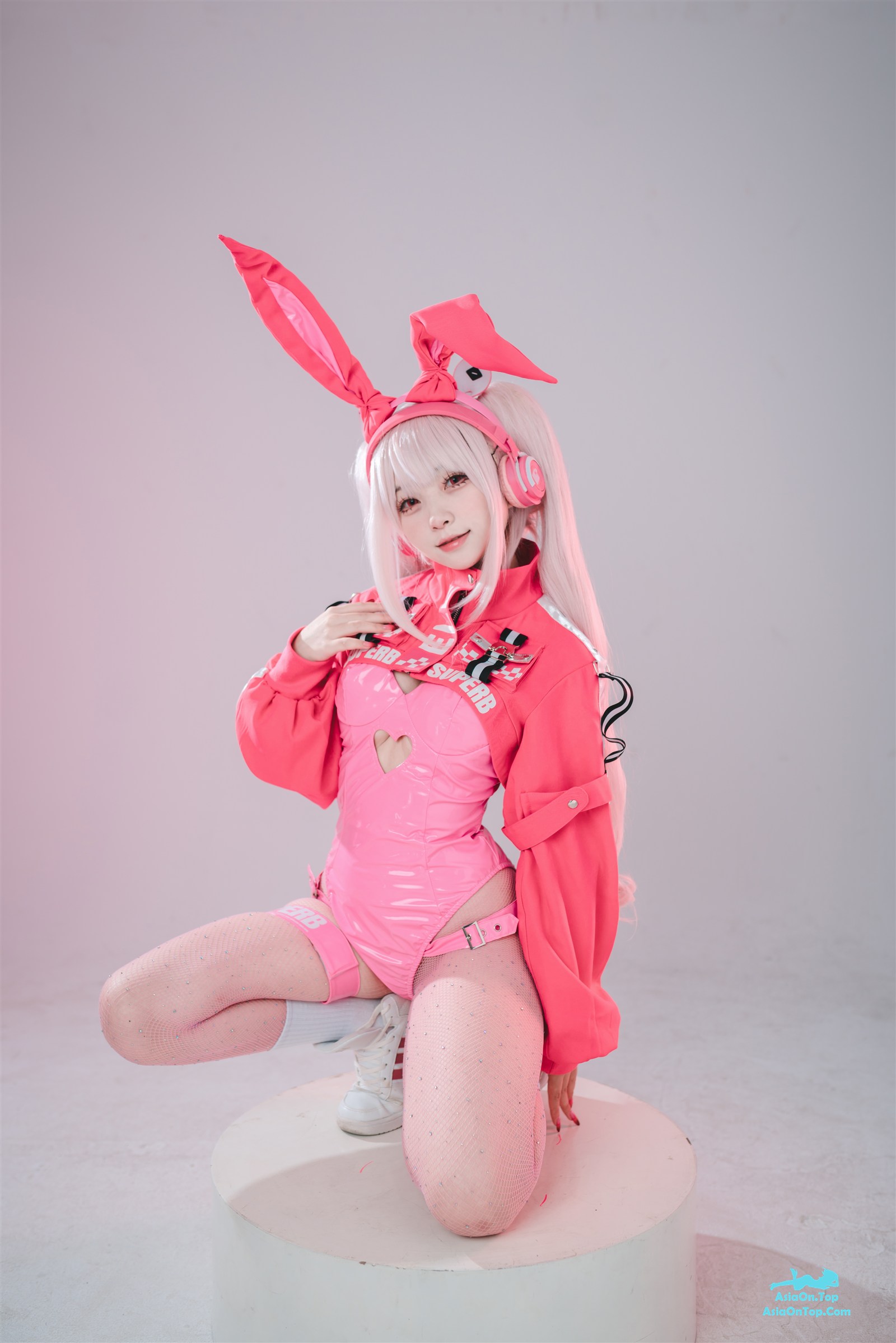 Coser@花铃 – 爱丽丝兔女郎