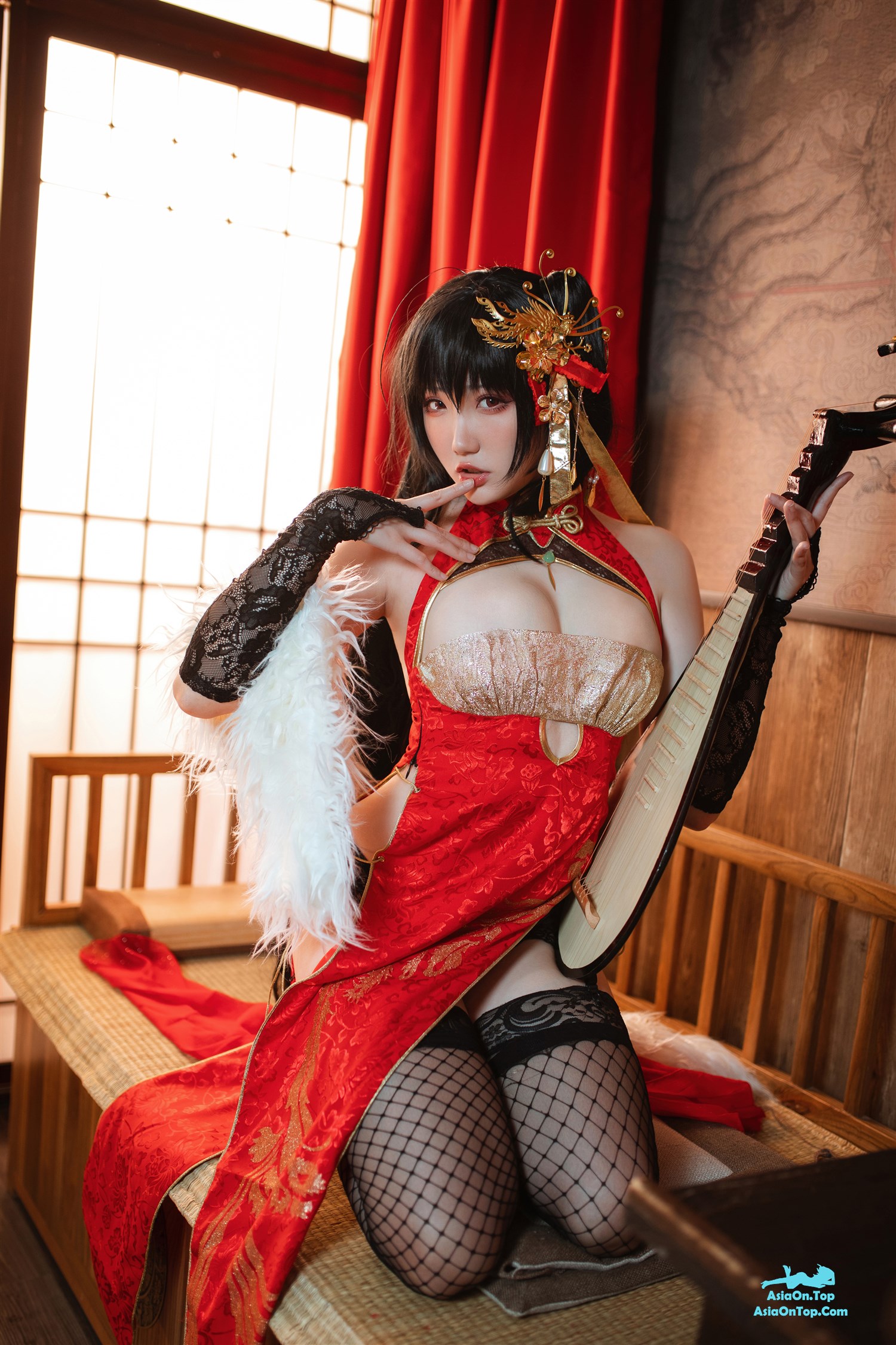 Coser@瓜希酱 – 大凤旗袍