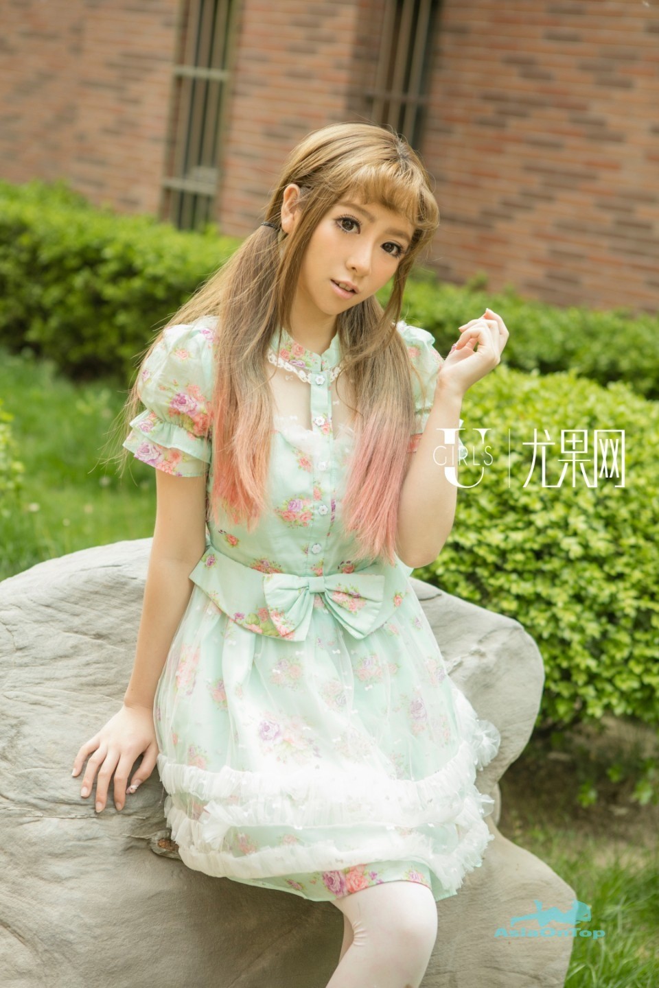 UGirls – AOT – No 173