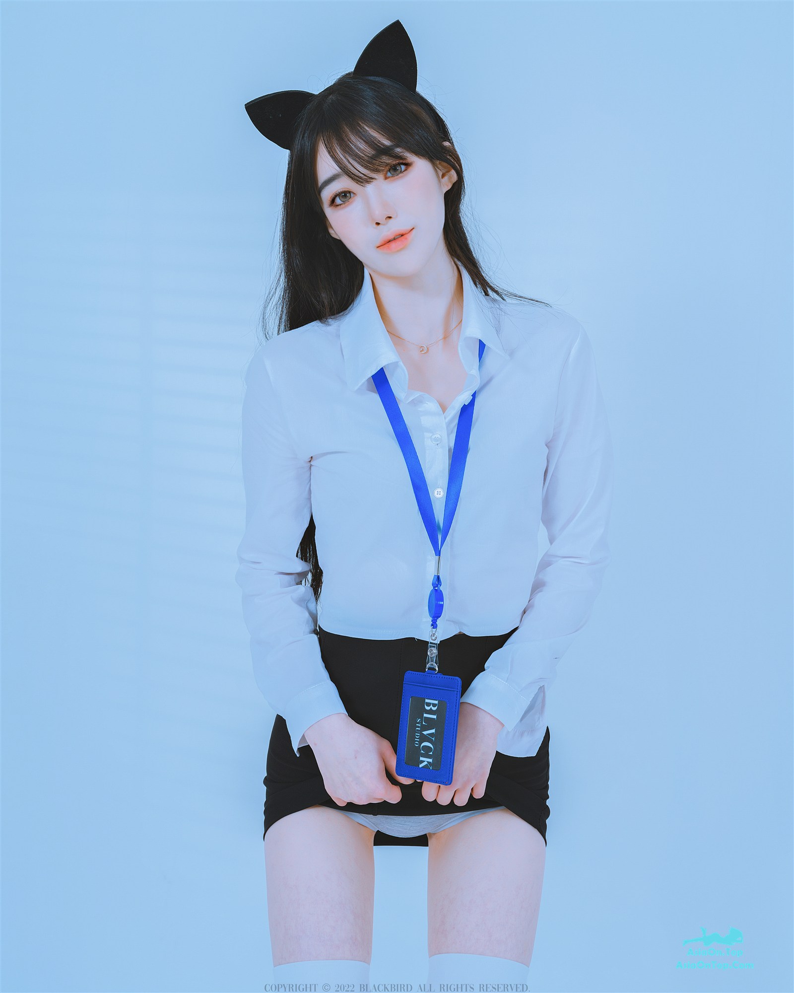 Blackbird Yuri – No.01 Office look