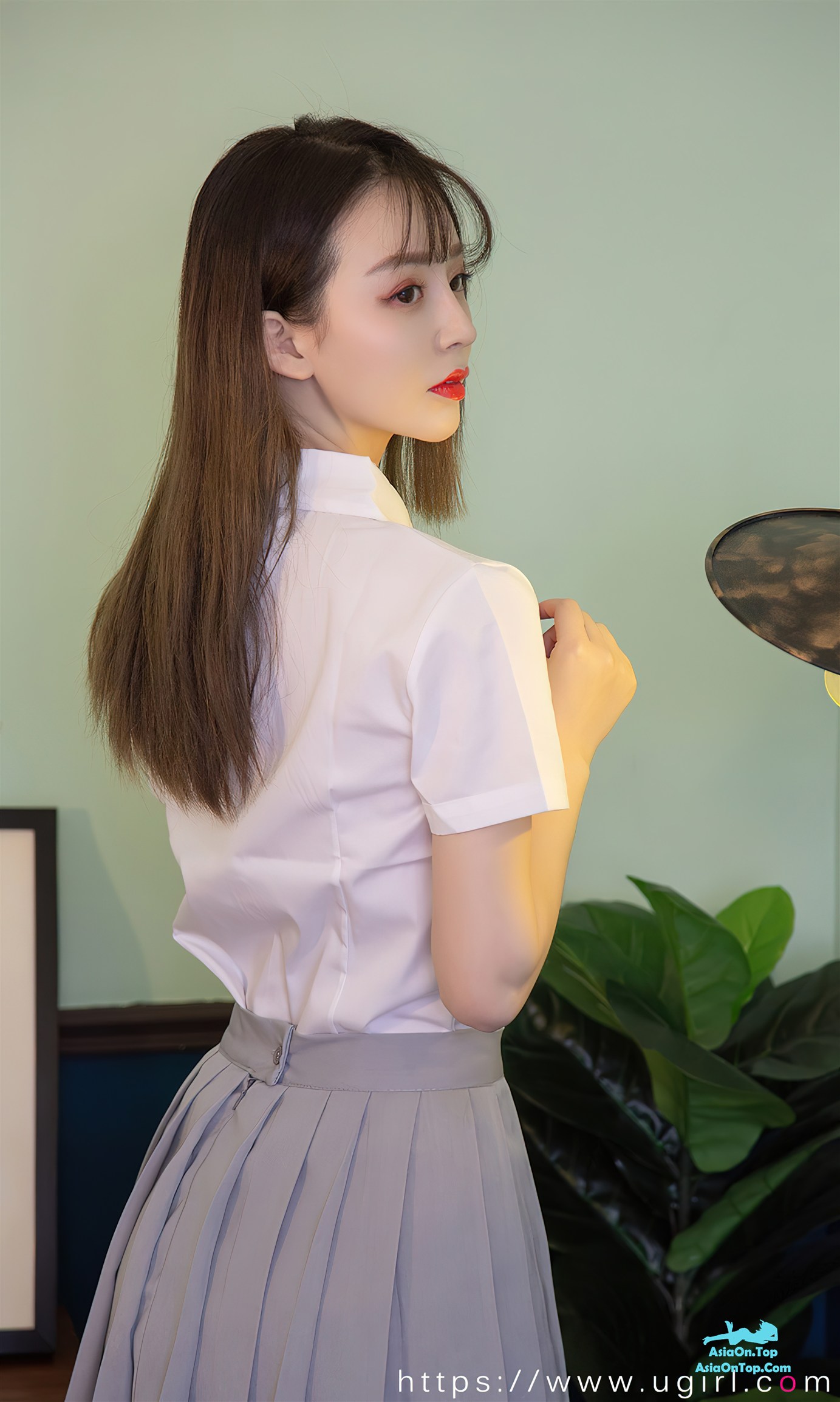 UGIRLS – Ai You Wu App No.2381 Xu Rou Rou (徐肉肉)