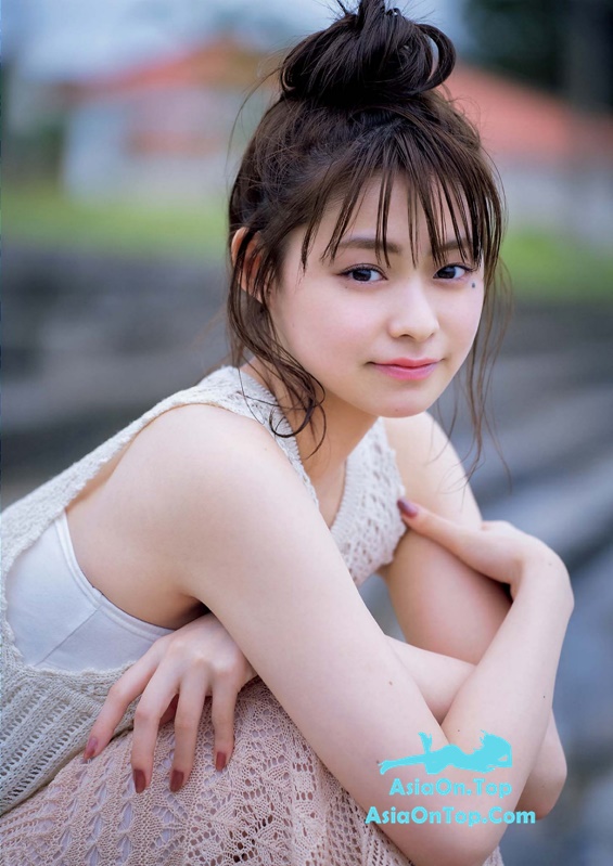 Weekly Big Comic Spirits 2023 No.46 Sakura Tazaki 田﨑さくら