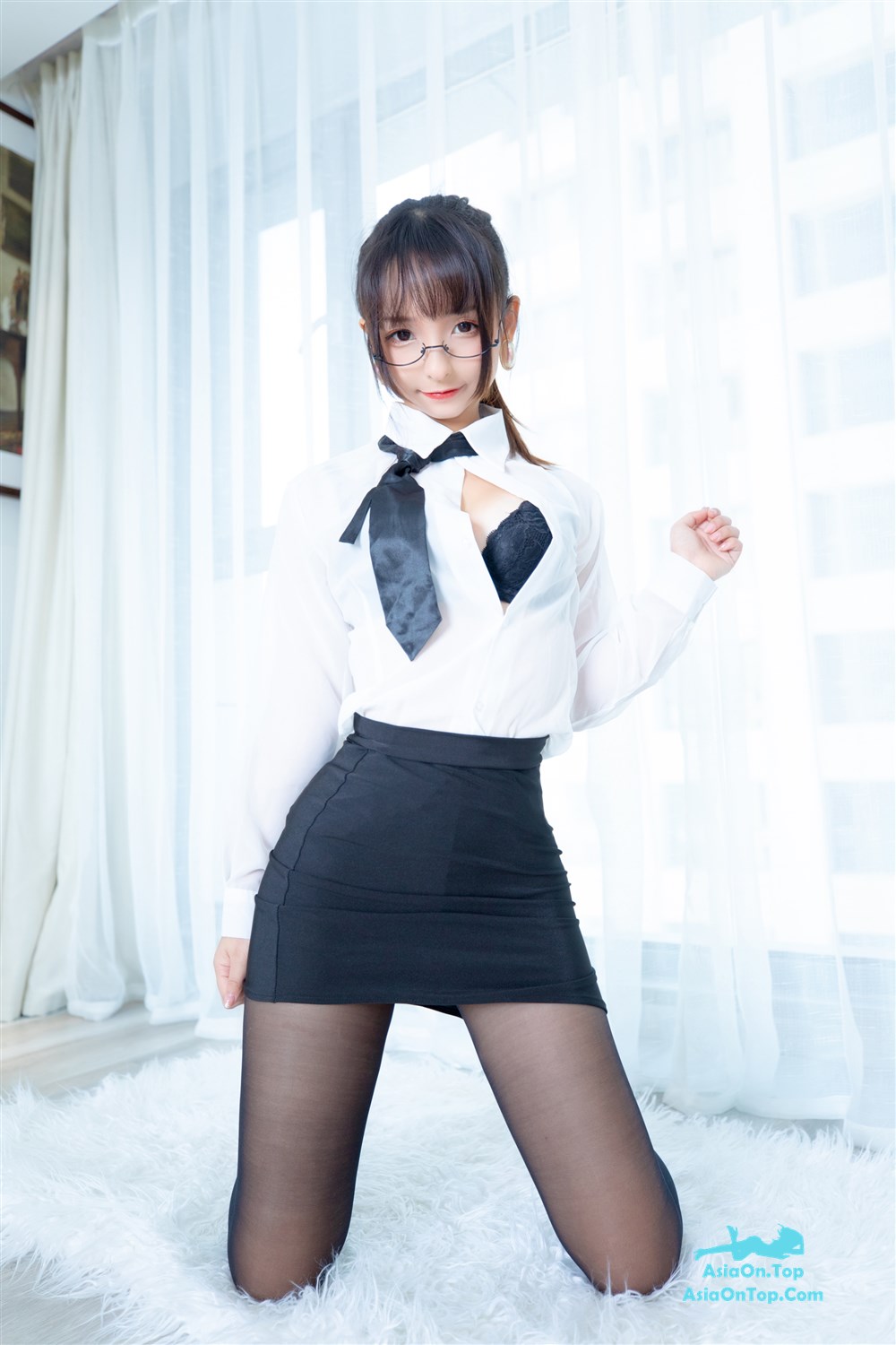 Coser@神楽坂真冬 Vol.055 电子相册-白色办公室《ホワイトオフィス》