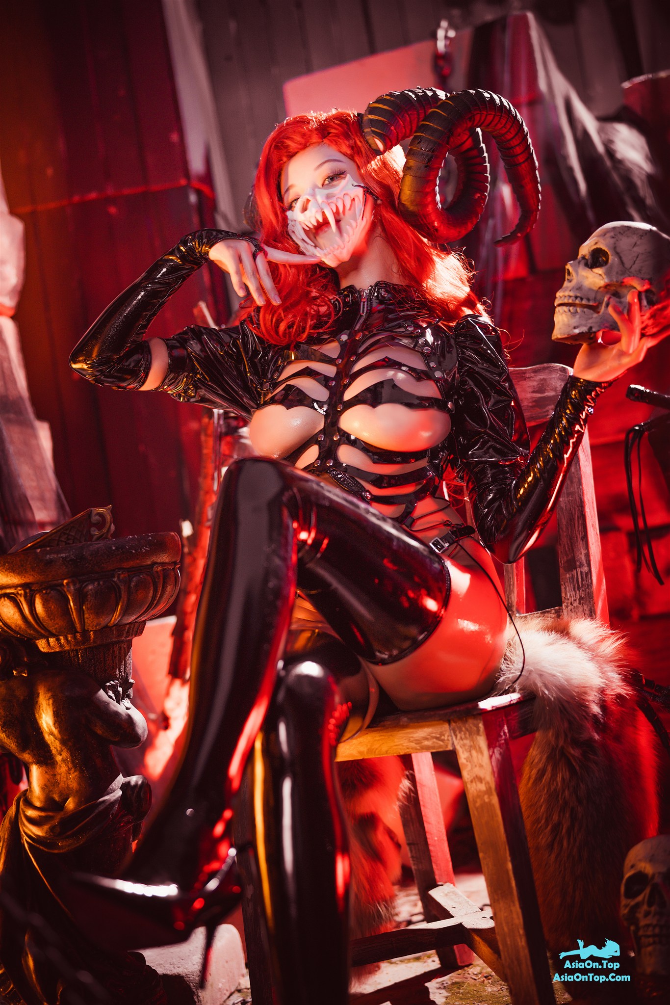 Coser@蜜汁猫裘 – 地狱骸骨