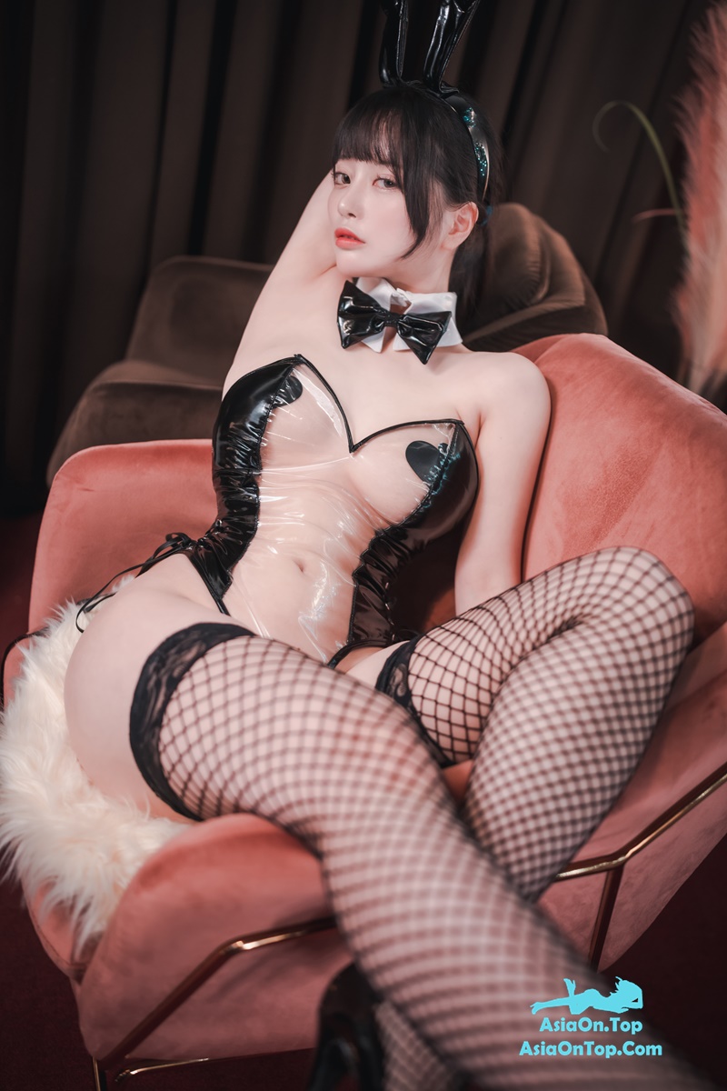 DJAWA ZziZzi – The Year of the Bunny A