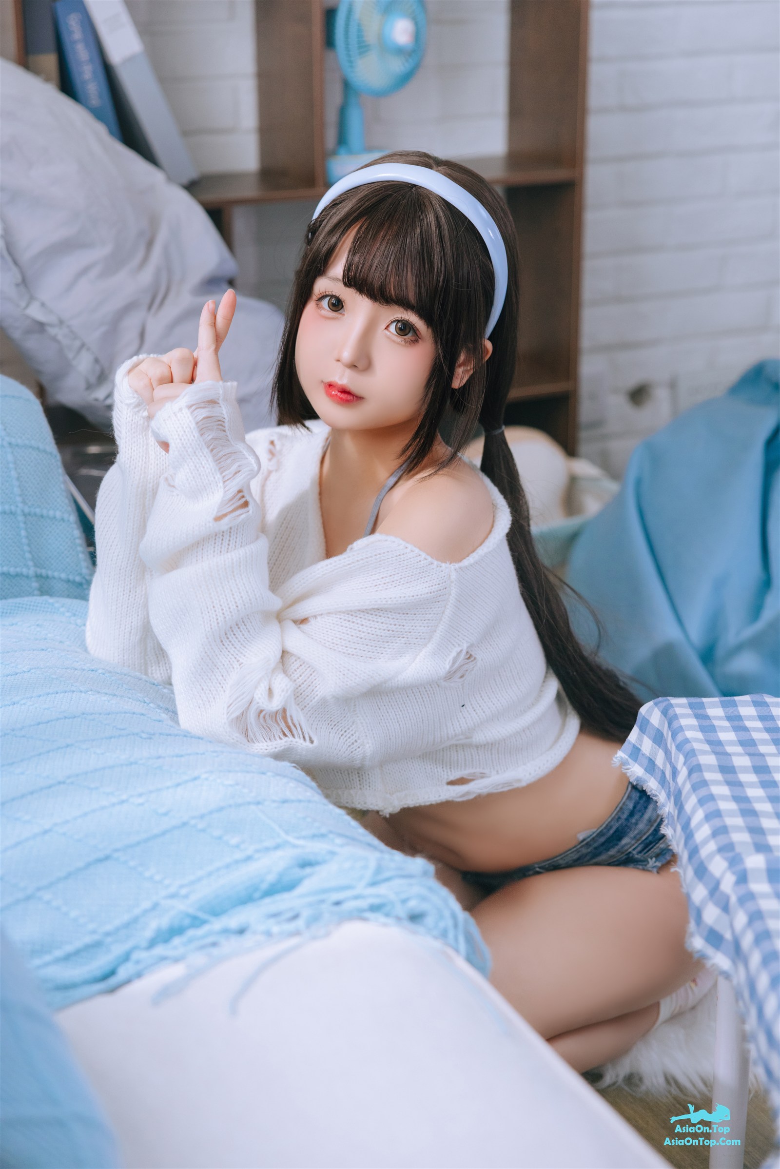 Coser@日奈娇 – 奶娇日常
