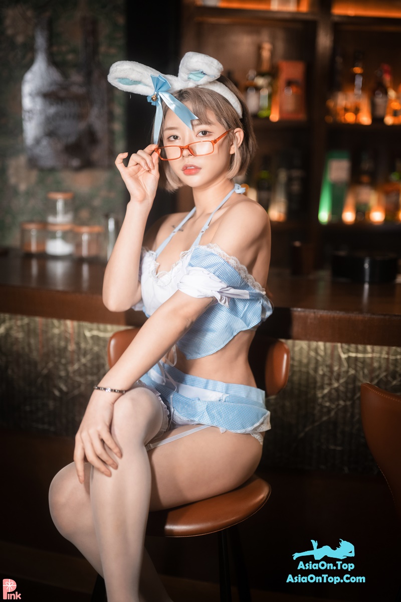 PINK U.Hwa 은유화 – Secret Present No.02 B